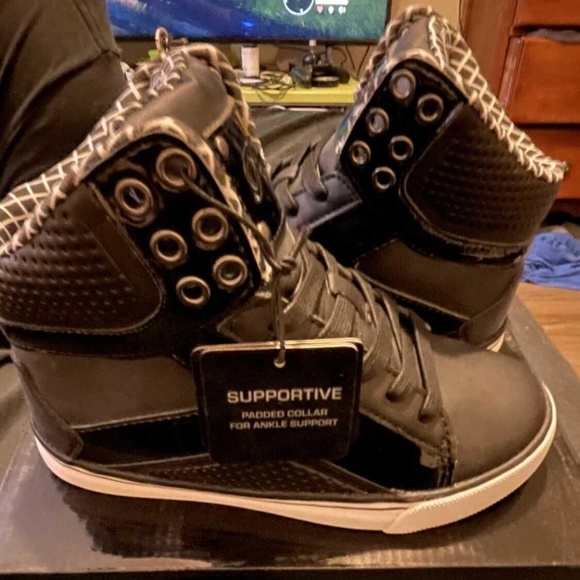 Pastry Poptart Grid Shoes - Picture 1 of 2
